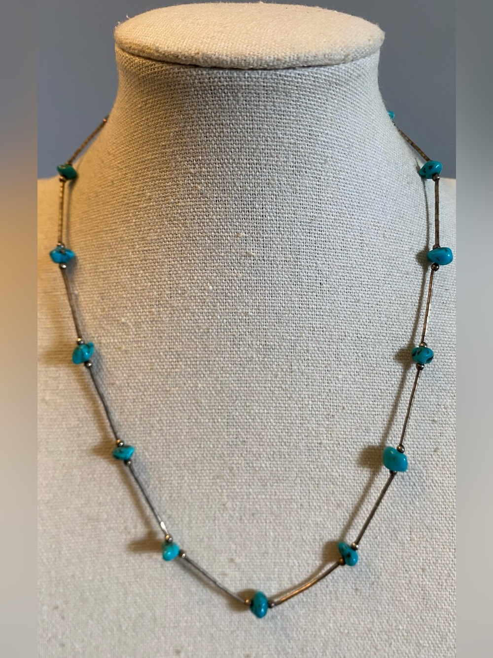Vintage Turquoise & Sterling Silver Liquid Silver Necklace 16”